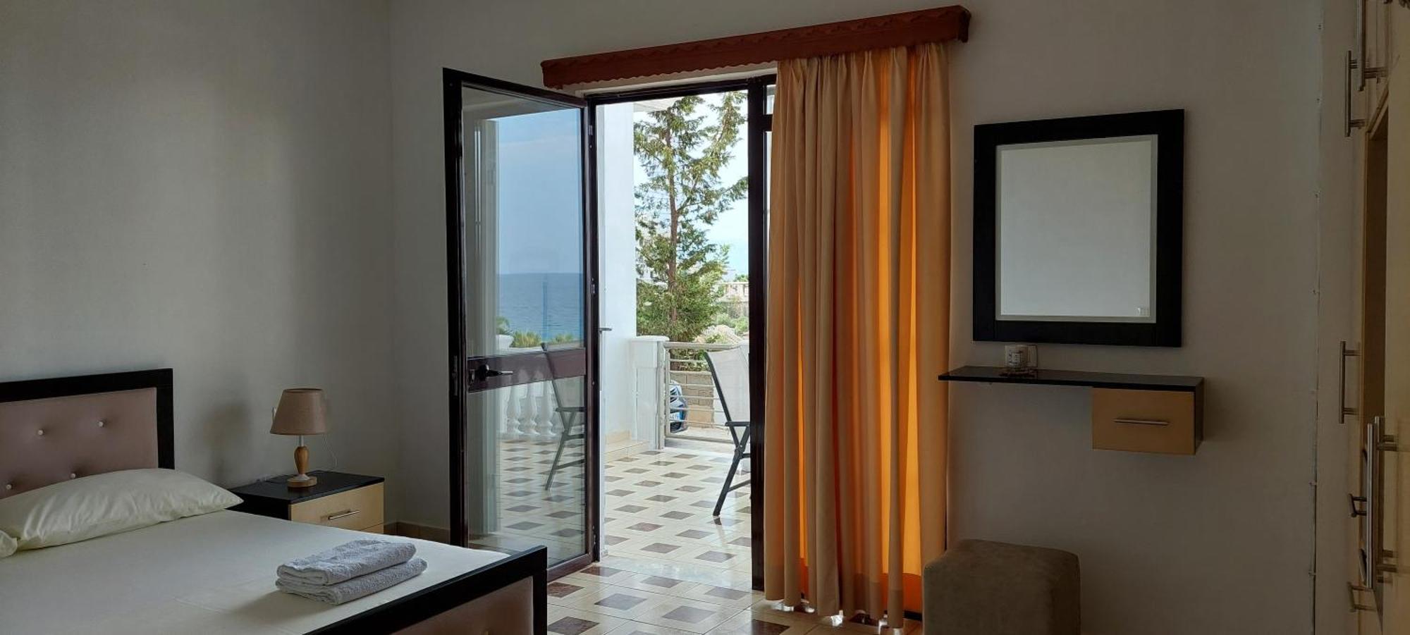 Apartment Tinka In Saranda Eksteriør billede
